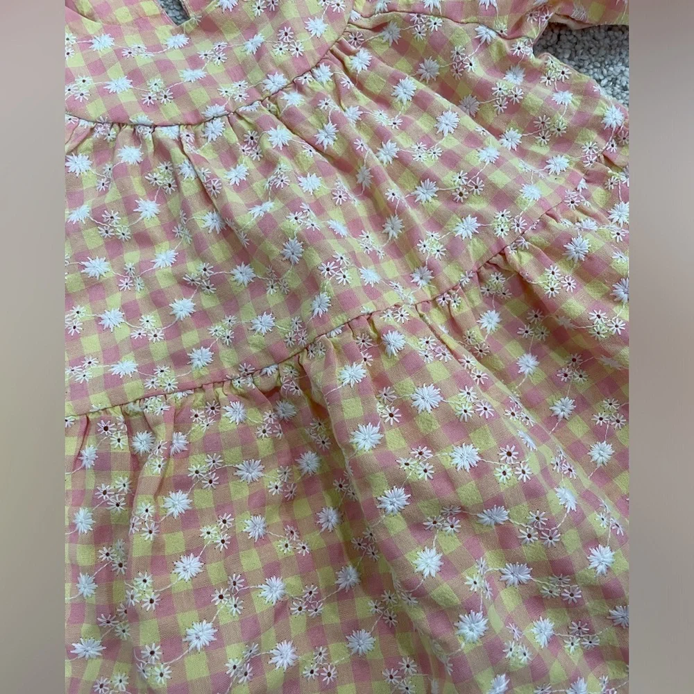 Zara Spring Flower bundle - Picture 3 of 9